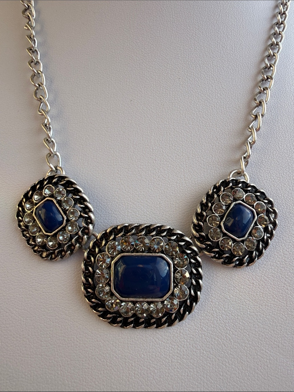 Blue Cabochon Statement Necklace – Silver Tone – Adjustable Length – Excellent